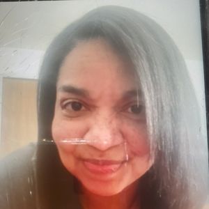 Meet your Posher, Anitra